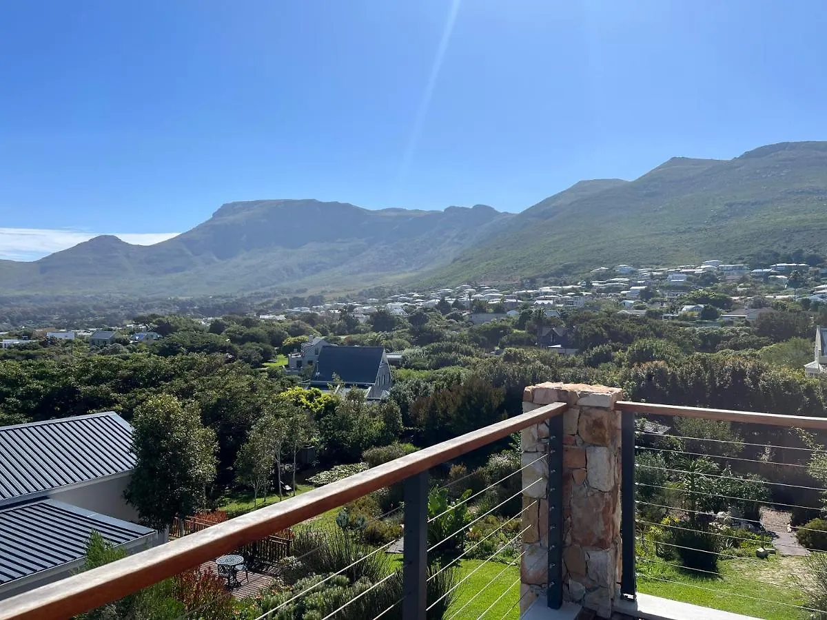 Sea Breeze Sunsets Apartment Noordhoek South Africa