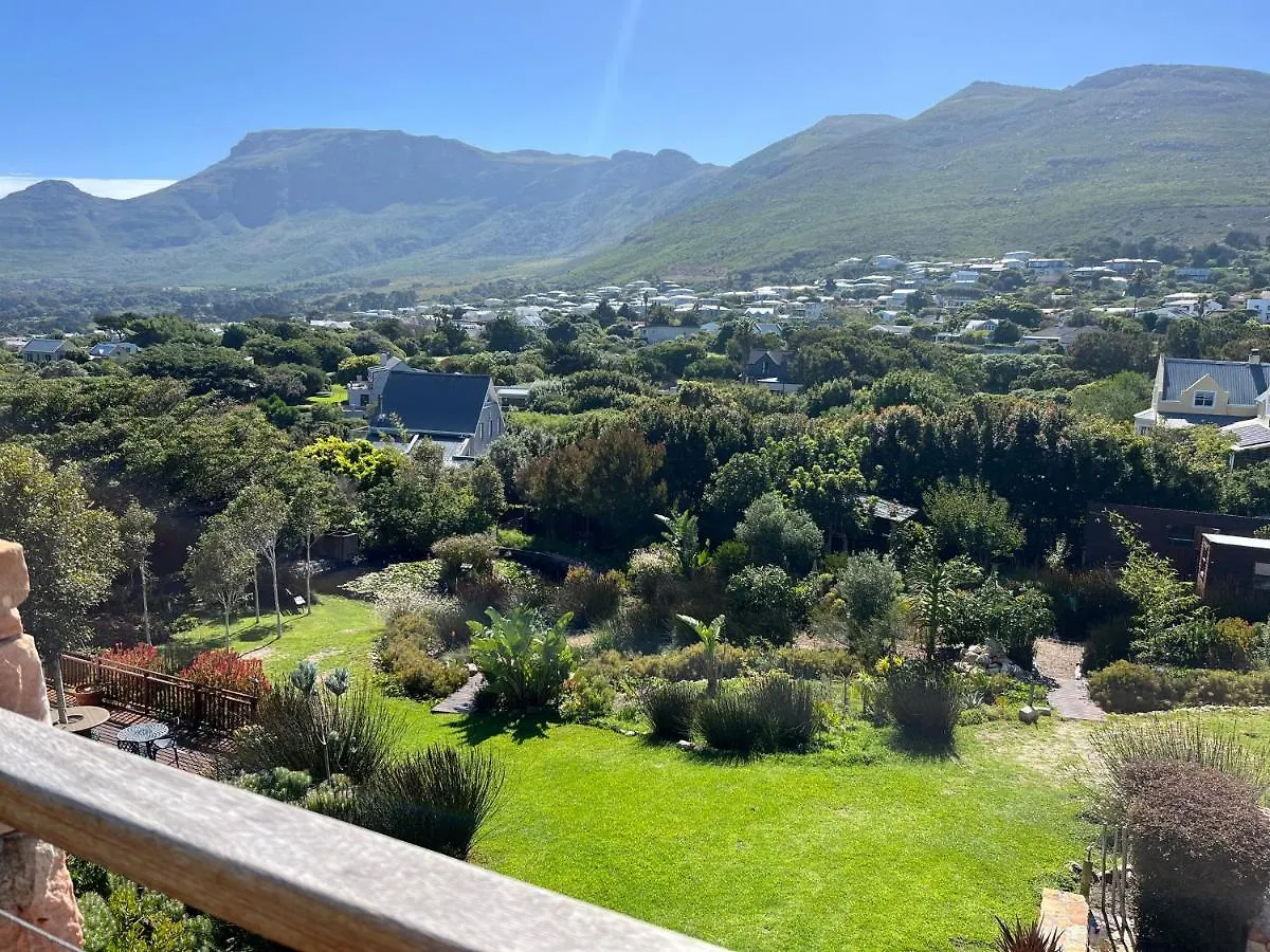 Sea Breeze Sunsets Apartment Noordhoek 0*,  South Africa