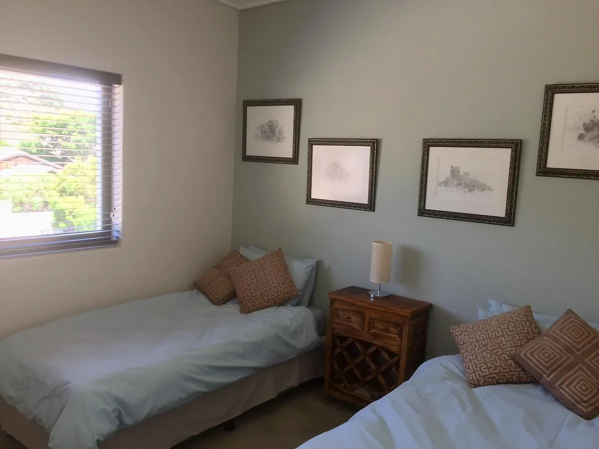 Sea Breeze Sunsets Apartment Noordhoek